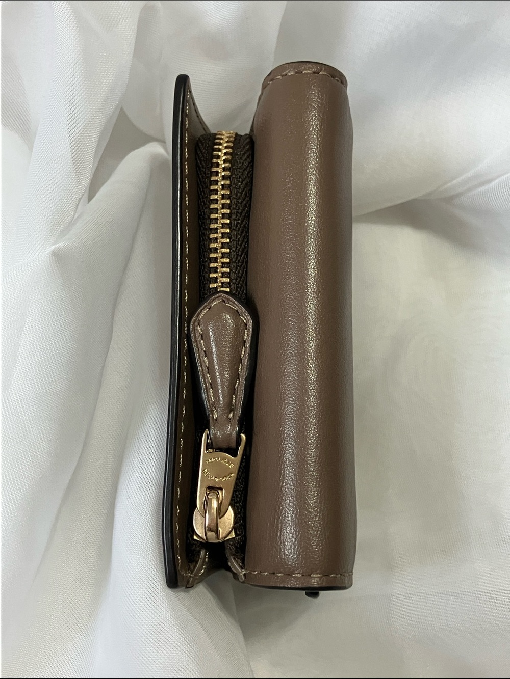 Micro Wallet - Picture 6 of 13